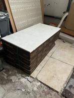 Witte langwerpige tegels restpartij, Doe-het-zelf en Verbouw, Tegels, Ophalen, Zo goed als nieuw, 10 m² of meer, Wandtegels