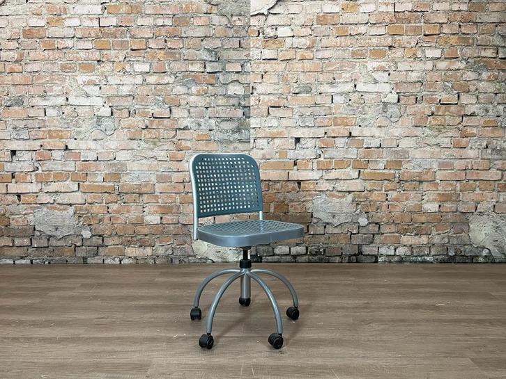 De Padova Silver grijsgroen bij TheReSales, Huis en Inrichting, Stoelen, Zo goed als nieuw, Eén, Kunststof, Metaal, Grijs, Ophalen of Verzenden