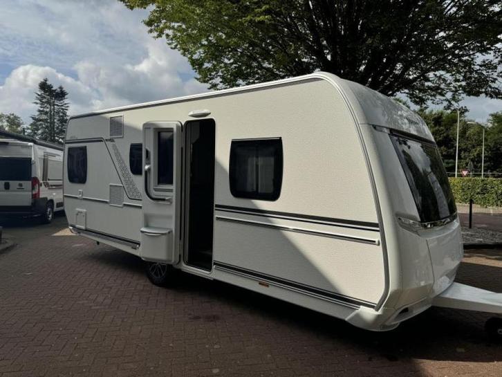 Fendt Apero 560 SKM Stapelbed! Model 2025!, Caravans en Kamperen, Caravans, Bedrijf, tot en met 5, 1250 - 1500 kg, Rondzit, Fendt