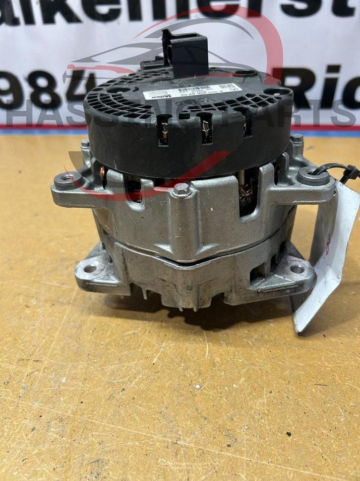 dynamo Mercedes-Benz Vito, Auto-onderdelen, Motor en Toebehoren, Mercedes-Benz, Gebruikt, Ophalen of Verzenden