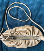 kleine beige tas, Ophalen of Verzenden, Gebruikt, Beige