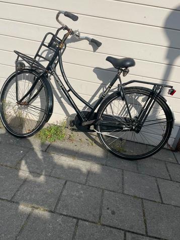 Damesfiets oma/opel fiets beschikbaar voor biedingen