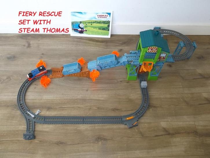 Trackmaster Thomas de Trein Fiery Rescue Set en Stoom Thomas, Kinderen en Baby's, Speelgoed | Thomas de Trein, Zo goed als nieuw