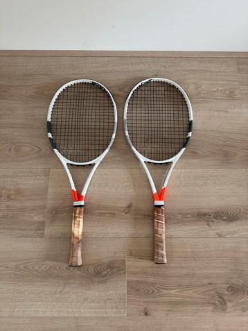  2x Babolat Pure Strike Tennisrackets beschikbaar voor biedingen