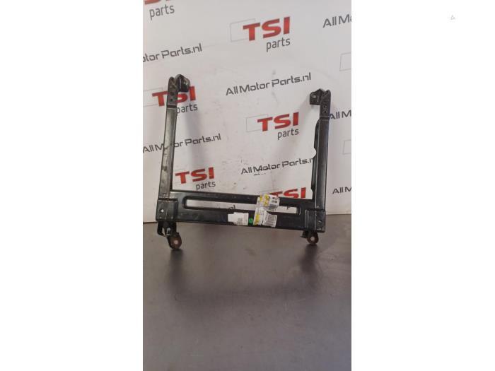 Stoelframe van een Volkswagen Touareg, Auto-onderdelen, Interieur en Bekleding, Volkswagen, Gebruikt, 3 maanden garantie, Ophalen of Verzenden