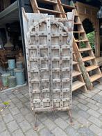 Prachtige oude deuren op statief, Huis en Inrichting, Woonaccessoires | Kamerschermen, Ophalen, Gebruikt, Nvt, Nvt