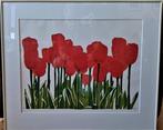 AQUAREL MET RODE TULPEN IN EEN OMLIJSTING 73.0 X 60.5 CM, Antiek en Kunst, Ophalen of Verzenden