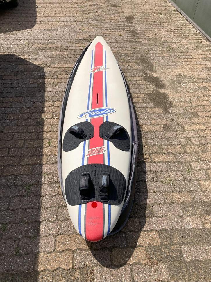 F2 Ride 284, Watersport en Boten, Windsurfen, Gebruikt, Plank, 250 tot 300 cm, Met vin(nen), Met draagtas, Ophalen