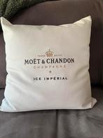 Moët & Chandon ice impérial kussen, Ophalen of Verzenden, Zo goed als nieuw, Wit, Rechthoekig