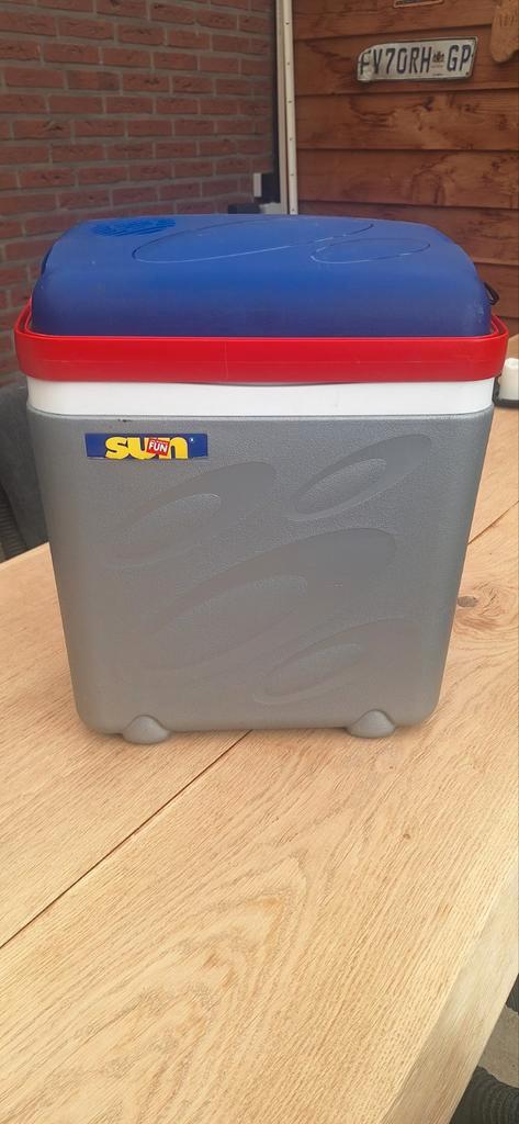 Sun and Fun 12V Koelbox - Goede Staat!, Caravans en Kamperen, Koelboxen, Gebruikt, Koelbox, Elektrisch, Ophalen of Verzenden