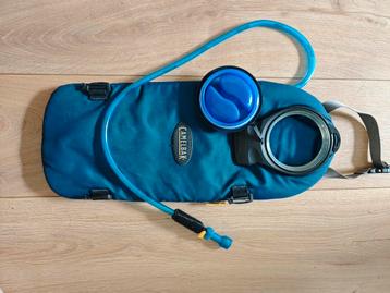 Camelbak camelbag met extra slang blauw beschikbaar voor biedingen