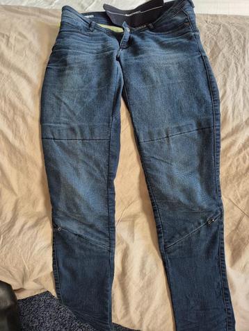 Motorbroek, Macna, Jeans, 5x gedragen, met bescherming beschikbaar voor biedingen