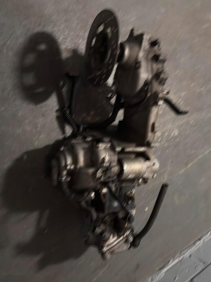 250cc Vespa GTS blok 4 takt met cyilinder, Fietsen en Brommers, Brommeronderdelen | Scooters, Gebruikt, Piaggio, Blok, Ophalen of Verzenden