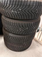 Volvo Winterbanden 195/65 R15 met Velg en Wieldoppen, Gebruikt, 15 inch, Banden en Velgen, Personenwagen
