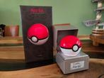 Pokémon Poké Ball Replica met standaard, Ophalen of Verzenden, Zo goed als nieuw, Overige typen