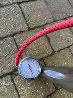 Autobanden pomp, Ophalen, Zo goed als nieuw