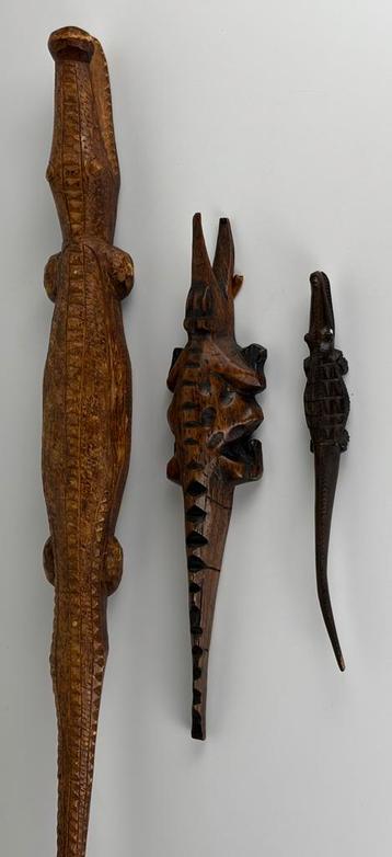 3 x vintage houten handgesneden krokodillen wand decoratie beschikbaar voor biedingen