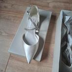 Trouwschoenen maat 38 DUNE London met strass-steentjes, Overige kleuren, Schoenen, Ophalen of Verzenden, Zo goed als nieuw