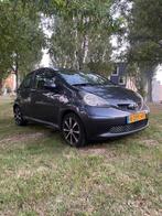 Toyota Aygo 1.0 12V Vvt-i 3DRS MMT 2006 Grijs, Auto's, Toyota, Stof, Bedrijf, Handgeschakeld, Metallic lak