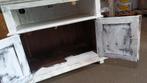 TV-kastje met luchtgaten – shabby chic & klaar voor gebruik, Huis en Inrichting, Kasten | Televisiemeubels, Ophalen, Gebruikt