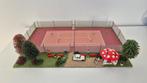 Modelspoor diorama H) - de Tennisbaan, Overige merken, Gelijkstroom of Wisselstroom, Brug, Tunnel of Gebouw, Ophalen of Verzenden