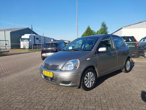 Toyota Yaris 1.3 VVT-i Sol ! 90.000 KM + BOEKJES !, Auto's, Toyota, Particulier, Te koop, Yaris, ABS, Airbags, Elektrische buitenspiegels