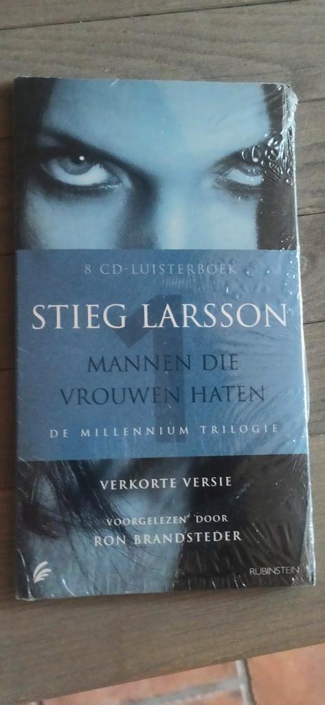 Stieg Larsson - Mannen die vrouwen haten, Boeken, Luisterboeken, Ophalen of Verzenden
