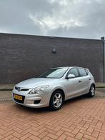 Hyundai i30 1.4 I Cvvt 5DR 2007 Grijs | nieuw APK, Auto's, Voorwielaandrijving, Stof, Zwart, 4 cilinders