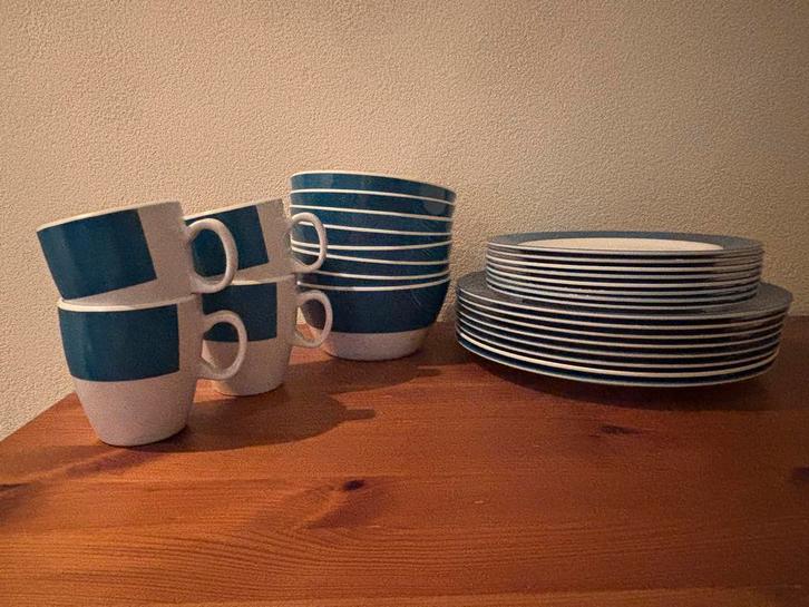 Camping servies melamine blauw/wit TEUN, Antiek en Kunst, Antiek | Servies compleet, Ophalen of Verzenden