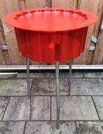 IKEA HATTEN ROOD DESIGN OPBERG TAFELTJE / PLANTENTAFELTJE, Ophalen of Verzenden, Gebruikt, Kunststof