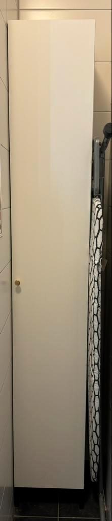 Enhet badkamerkast Ikea inclusief greep en pootjes, Huis en Inrichting, Kasten | Overige, Zo goed als nieuw, Ophalen