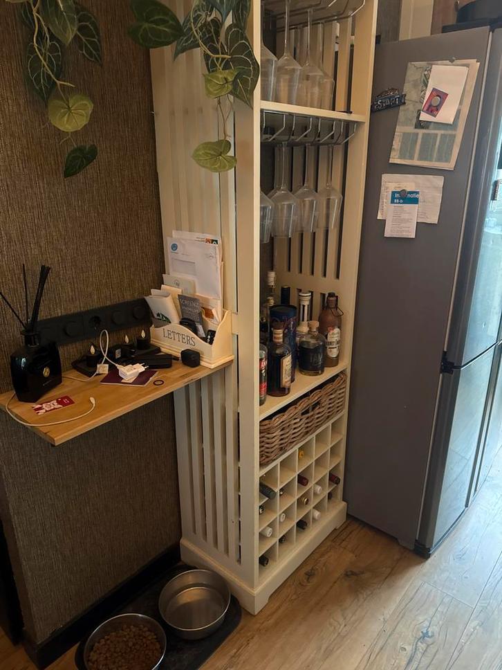 Mooie Wijnkast/Drankenkast, Huis en Inrichting, Kasten | Buffetkasten, Zo goed als nieuw, 150 tot 200 cm, Minder dan 50 cm, 25 tot 50 cm