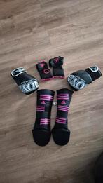 Kickboks set: Beenbeschermers & bokshandschoenen, Gebruikt, Overige, Vechtsportbescherming, Maat M