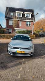 Volkswagen Golf 1.0 TSI 85KW 5D 2016 Grijs, Voorwielaandrijving, Stof, Adaptive Cruise Control, 610 kg