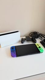 Nintendo Switch Oled splatoon editie, Spelcomputers en Games, Ophalen of Verzenden, Zo goed als nieuw, Met 2 controllers, Switch OLED