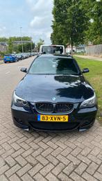 BMW 5-Serie 3.0 525D Touring AUT 2008 Blauw, Auto's, BMW, Zwart, 2993 cc, 193 €/maand, Leder