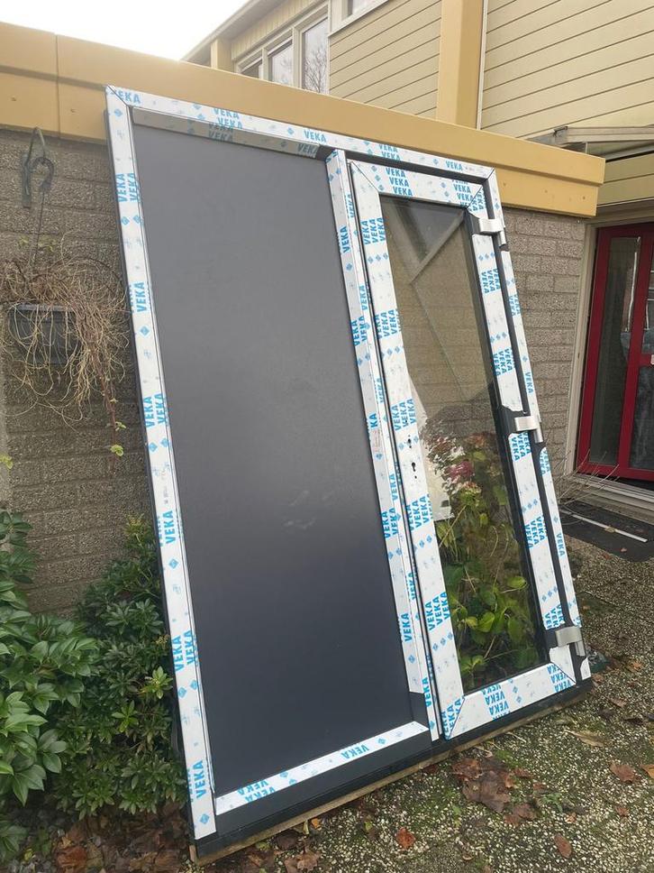 Nieuwe Achterdeur HR++ Antraciet Veka Softline 82, Doe-het-zelf en Verbouw, Deuren en Horren, Nieuw, Buitendeur, 200 tot 215 cm