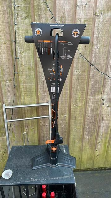 SKS-Germany Air-X-plorer Digi 10.0 fietspomp beschikbaar voor biedingen
