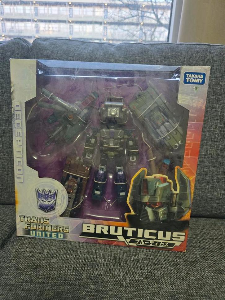 Te koop transformers takara tomy united bruticus,, Verzamelen, Transformers, Nieuw, Overige generaties, Decepticons, Ophalen of Verzenden