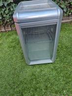 Koelkast mini red bull, Ophalen, Zonder vriesvak, Minder dan 45 cm, Minder dan 85 cm