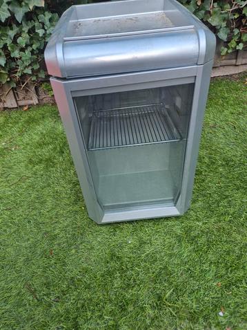 Koelkast mini red bull beschikbaar voor biedingen