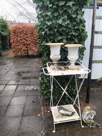 Bijzettafeltje brocante wit metaal, Ophalen of Verzenden, Gebruikt