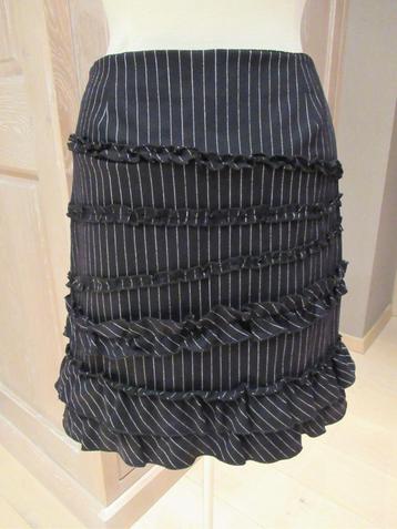 Nieuwe InWear rok met krijtstreep en ruches, mt 36/38 beschikbaar voor biedingen
