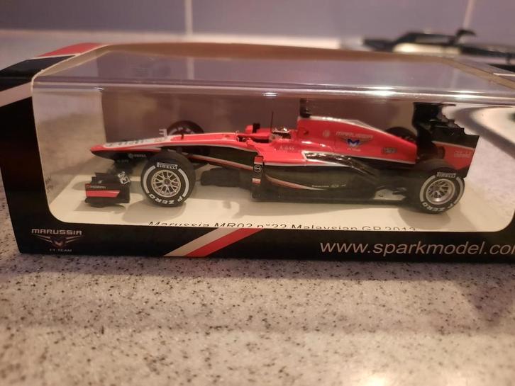 Marussia MR02 Malaysian GP 2013 Jules Bianchi spark 1:43, Hobby en Vrije tijd, Modelauto's | 1:43, Zo goed als nieuw, Auto, Overige merken
