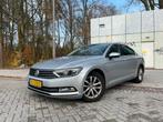 Volkswagen Passat 1.4 TSI 150pk highline 2015 Grijs. Sedan, Voorwielaandrijving, 65 €/maand, 1287 kg, 4 cilinders