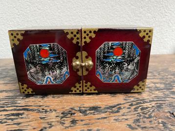 Chinese doos chinees sieradenkist kist sieraden beschikbaar voor biedingen