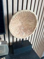 Houten ornament op voet, Ophalen of Verzenden, Zo goed als nieuw