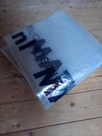 Plastic matrashoes, Eenpersoons, Zo goed als nieuw, 200 cm, 140 cm