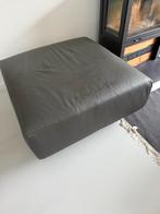 Poef/hocker van Montel in antraciet leer, Ophalen, Zo goed als nieuw, Vierkant, Leer