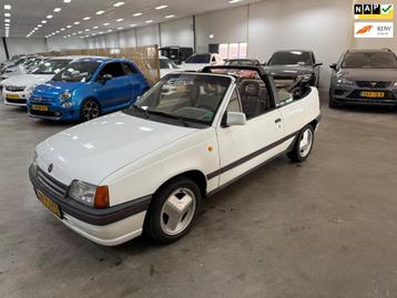 Opel Kadett 1.6i LS kat / BERTONE / CABRIO / NIEUWE APK beschikbaar voor biedingen